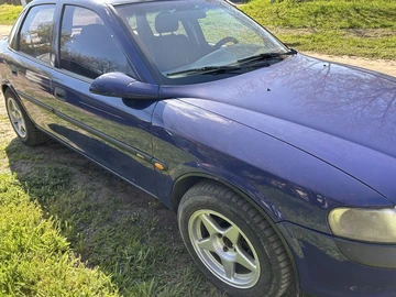 Авто Opel Vectra 1997 № 8763163