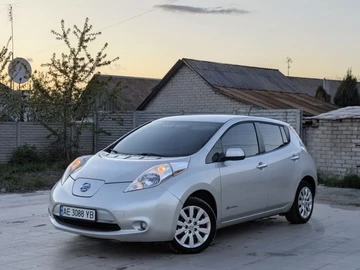 Авто Nissan Leaf 2013 № 8763183