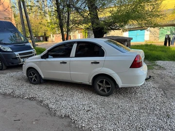 Авто Chevrolet Aveo 2007 № 8763192