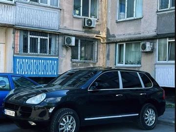 Авто Porsche Cayenne 2006 № 8763334