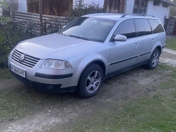 Авто Volkswagen Passat Hatchback 2002 № 8763386
