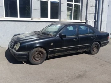 Авто Mercedes E Серия 1996 № 8763504