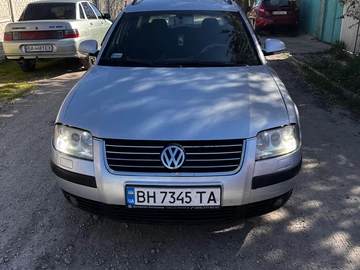 Авто Volkswagen Passat Variant 2002 № 8763583