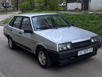 Авто ВАЗ 21099 2002 № 8763595