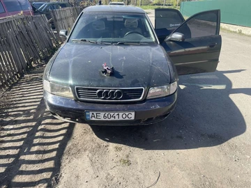 Авто Audi A4 1995 № 8763611
