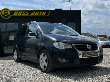 Авто Volkswagen Touran 2009 № 8763619