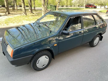 Авто ВАЗ 2109 2004 № 8763857