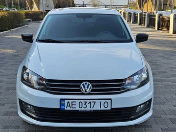 Авто Volkswagen Polo 2017 № 8763859