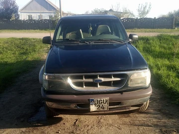 Авто Ford Explorer 1997 № 8763940