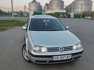 Авто Volkswagen Golf 2002 № 8763963