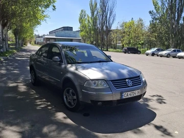 Авто Volkswagen Passat Sedan 2002 № 8763989