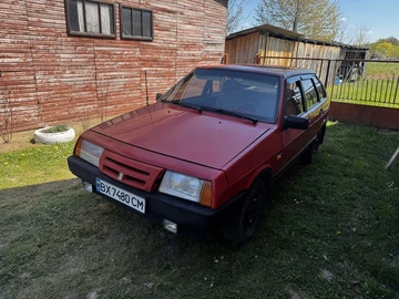 Авто ВАЗ 2109 1992 № 8764064