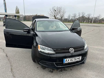 Авто Volkswagen Jetta 2013 № 8764186
