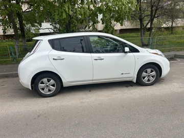 Авто Nissan Leaf 2014 № 8764275