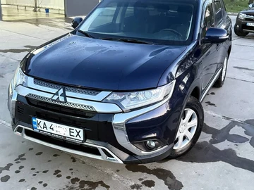 Авто Mitsubishi Outlander 2021 № 8764449
