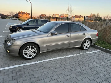 Авто Mercedes 220 2006 № 8764468