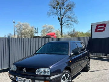 Авто Volkswagen Golf 1995 № 8764565