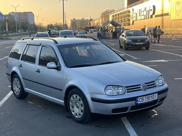 Авто Volkswagen Golf 2001 № 8764603