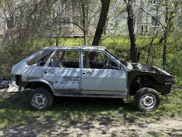 Авто ВАЗ 2109 1992 № 8764714