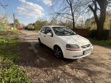 Авто Chevrolet Aveo 2005 № 8764818