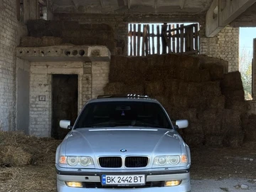 Авто BMW 7 Серия 2001 № 8764820