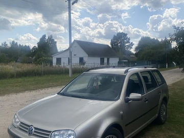 Авто Volkswagen Golf 2004 № 8764912