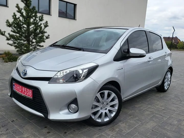 Авто Toyota Yaris 2014 № 8764927