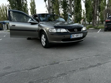 Авто Opel Vectra 1999 № 8764962