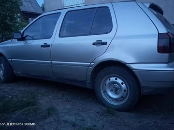 Авто Volkswagen Golf 1996 № 8765073