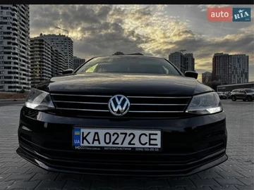 Авто Volkswagen Jetta 2015 № 8765075