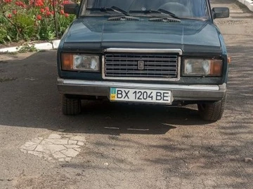 Авто ВАЗ 2107 2004 № 8765436