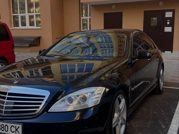 Авто Mercedes 220 2012 № 8765802