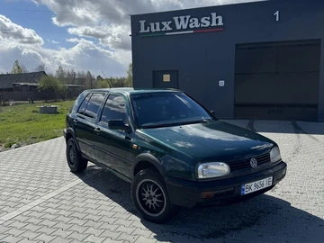 Авто Volkswagen Golf 1995 № 8765837