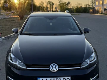 Авто Volkswagen Golf 2018 № 8765896