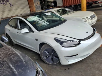 Авто Tesla Model 3 2020 № 8766012