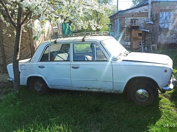 Авто ВАЗ 2101 1977 № 8766066