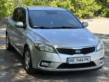Авто KIA Cee X27 D 2009 № 8766067