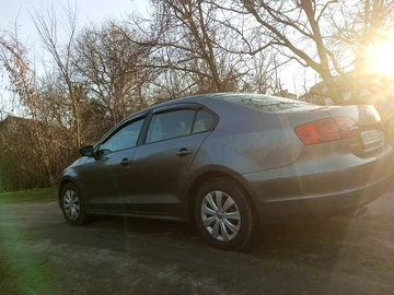 Авто Volkswagen Jetta 2011 № 8766101