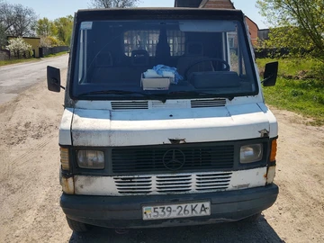 Авто Mercedes 230 1989 № 8766103