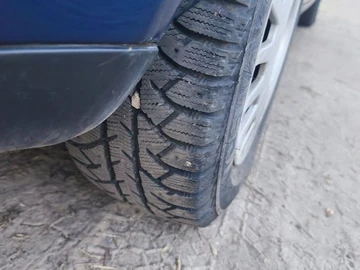 Авто Volkswagen Golf 2000 № 8766112
