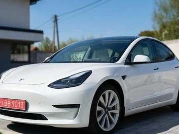 Авто Tesla Model 3 2020 № 8766120