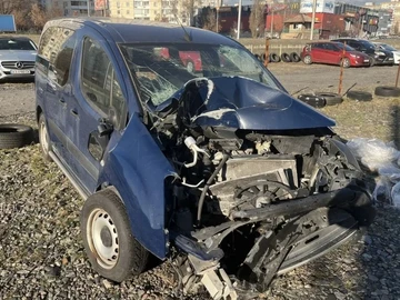 Авто Peugeot Partner 2016 № 8766126