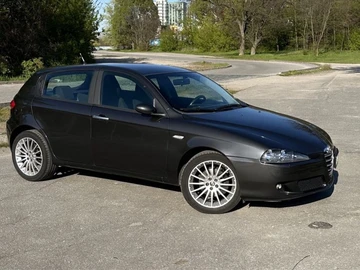 Авто Alfa Romeo 147 2006 № 8766233