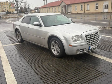 Авто Chrysler 300C 2006 № 8766264