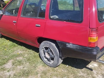 Авто Opel Kadett 1988 № 8766442