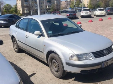 Авто Volkswagen Passat Sedan 1999 № 8766450