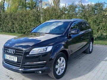 Авто Audi Q7 2007 № 8766548