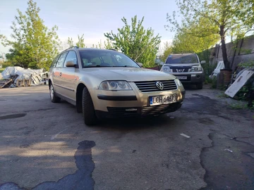 Авто Volkswagen Passat Variant 2001 № 8766774