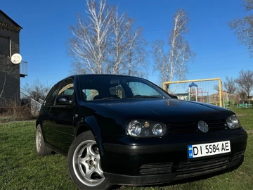Авто Volkswagen Golf 1999 № 8766835
