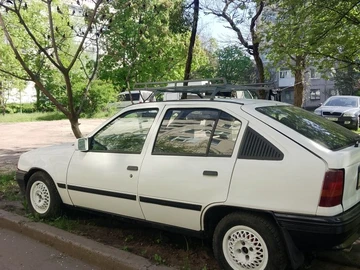 Авто Opel Kadett 1986 № 8767161